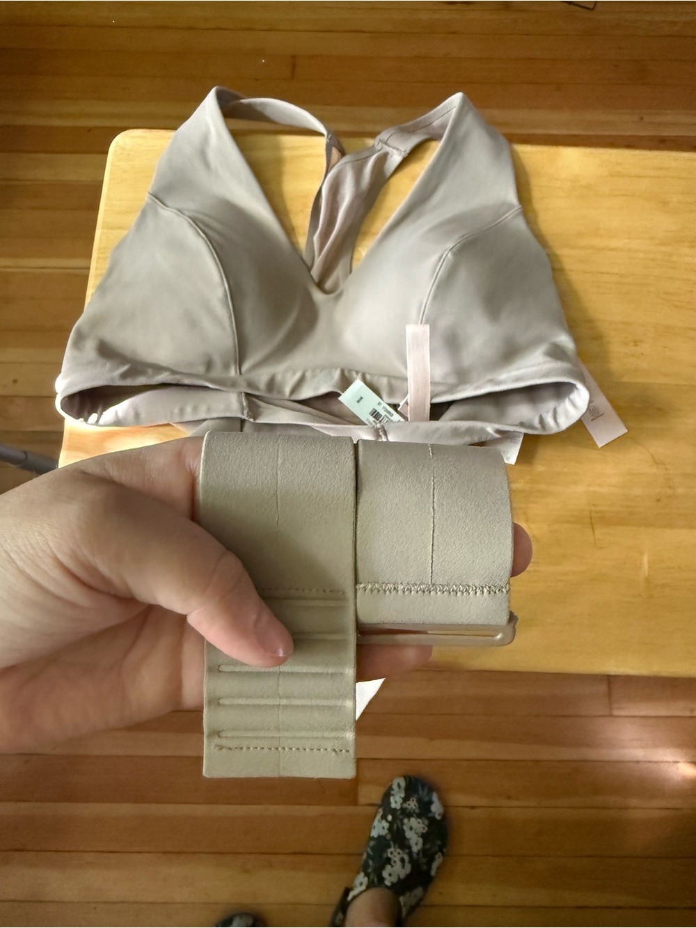 NWT Victoria's Secret Sport cream colored  Racerback wrap Sports Bra size M‎ - Picture 9 of 9